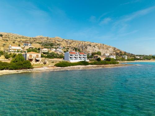 Latsis Suites in Karavostasi (Xili)