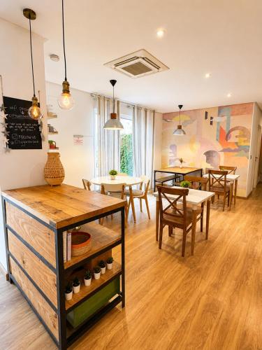 City Garden Bed and Breakfast – Valencia, IN