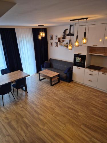 Chillout pod Warszawą (Chillout pod Warszawa) in Falenty