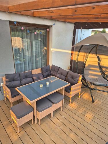 Chillout pod Warszawą (Chillout pod Warszawa) in Falenty