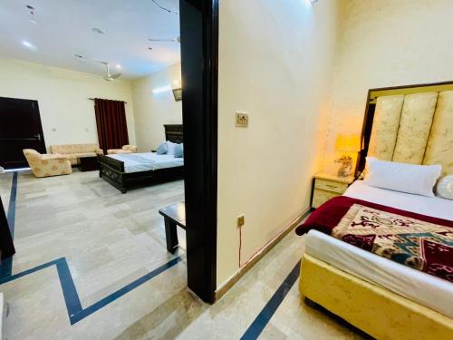 Hotel Grace INN Johar Town Lahore - image 8