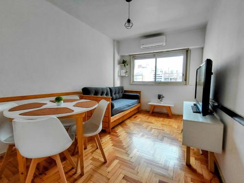 Suite Luca - Departamento 2 Ambientes en Almagro - Streaming y Fútbol incluido – khách sạn tại Almagro