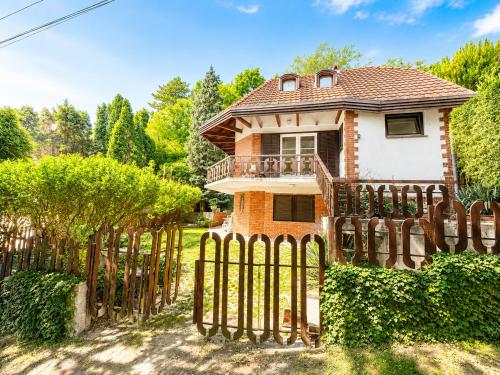 Balatonakarattya, Salak Street 9 – khách sạn tại Balatonkenese