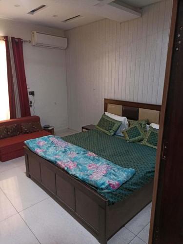The Olive County in Avinashi