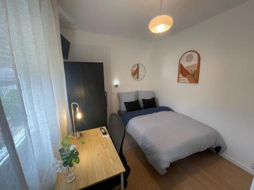 Chambre 4 confort avec cuisine – khách sạn tại Mirail-Universite