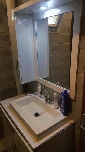 appartement F3 équipé (appartement F3 equipe) in Bir El Djir