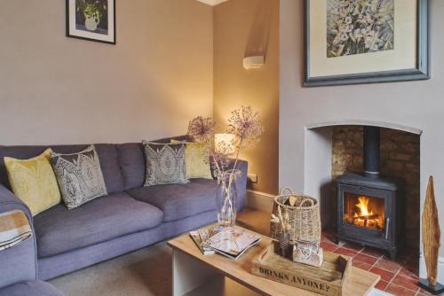 Rathbone Cottage, Stow-on-the-Wold (photo 2)