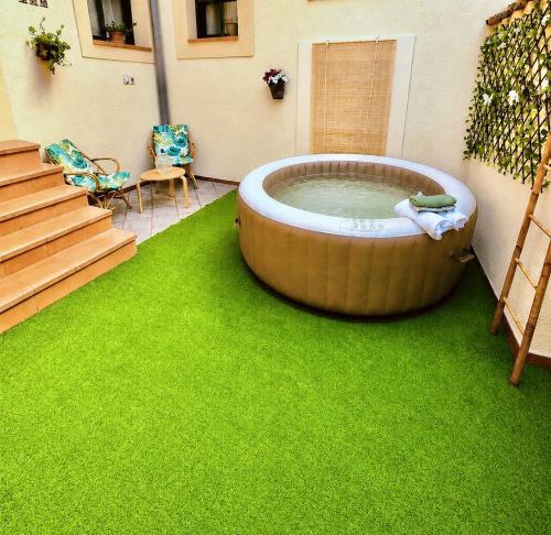 La Sosiega, tu refugio rural con jacuzzi y BBQ in Casavieja