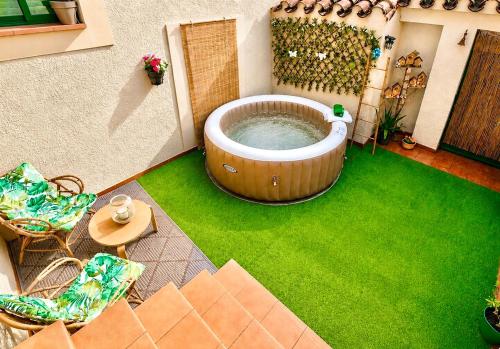 La Sosiega, tu refugio rural con jacuzzi y BBQ in Casavieja
