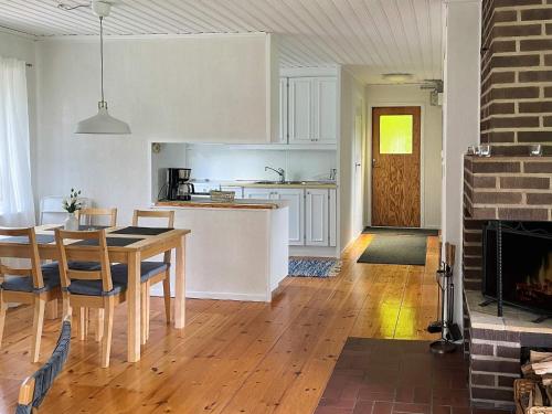 Iekārtas, 4 person holiday home in HÅCKSVIK (4 person holiday home in HACKSVIK) in Hacksvik