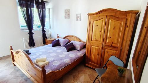 Apartment and room Babe Mare in Krivi Put