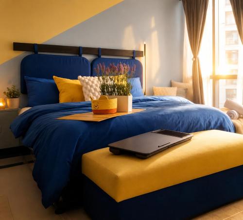 14e BGC Unit 3 mins Walk to The Venice Grand Canal Mall Pet Friendly, Manila