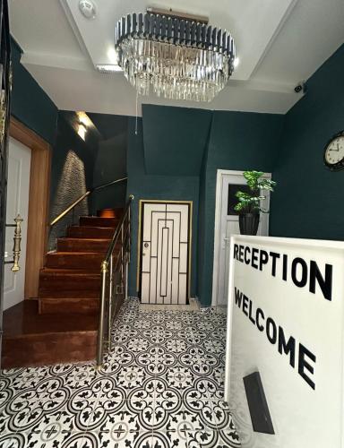King Mas Suit Hotel - image 5