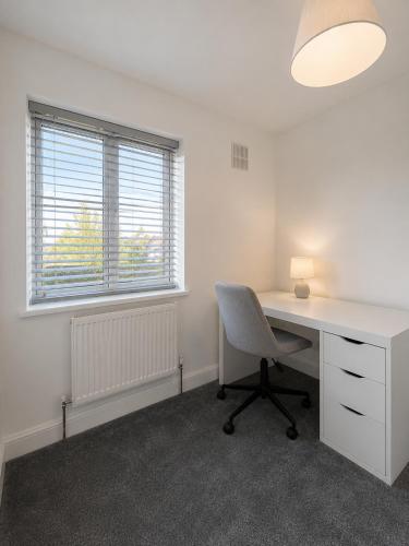 Leybourne House in Redhill