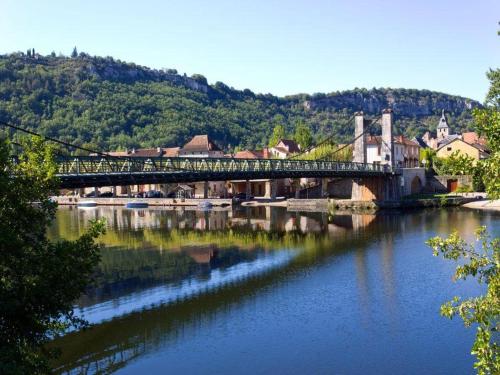 Apkārtne, Lovely Duplex with Scenic Terrace in Saint-Pierre-Toirac