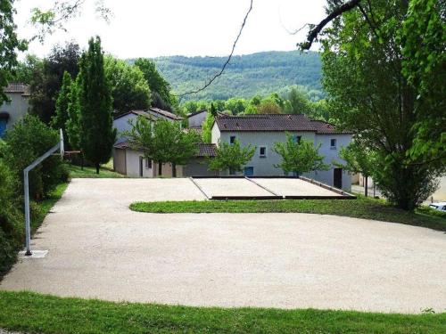 Apkārtne, Lovely Duplex with Scenic Terrace in Saint-Pierre-Toirac