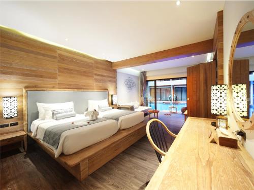 room detail thumbnail 1