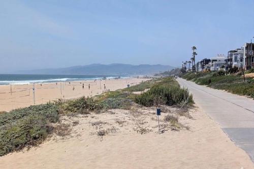 Ocean View Studio Manhattan Beach