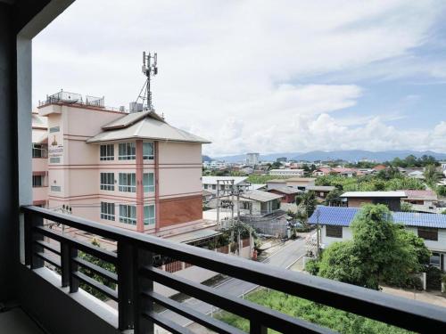 บีทู เชียงราย พหลโยธิน บูติค แอนด์ บัดเจ็ท โฮเทล (B2 Chiang Rai Phahonyothin Boutique & Budget Hotel) in เชียงราย