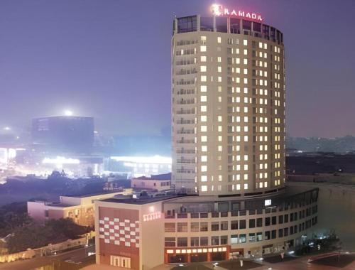 Ramada by Wyndham Wujiaochang Shanghai, Shanghái