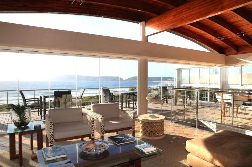 大廳, 長春花旅客小屋 (Periwinkle Guest Lodge) in 普利登堡灣