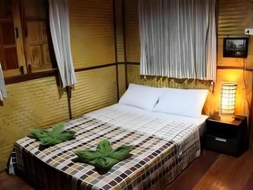 Green Cottage Beach Resort in Bai Lan Bay