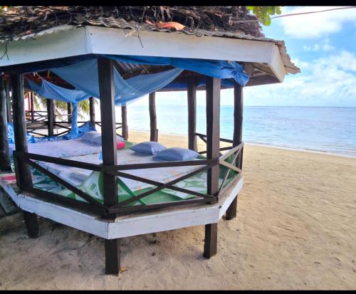 Lauiula Beach Club in Tuasivi