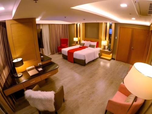 Grand Xing Imperial Hotel in Iloilo