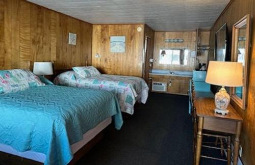 Bambi Motel - image 9