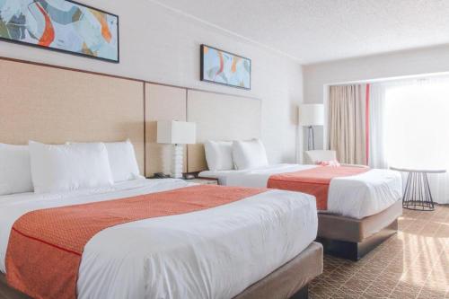 พาร์-อา-ไดซ์ โฮเต็ล กาสิโน (Par-A-Dice Hotel Casino) in อีสต์ พีโอเรีย (IL)