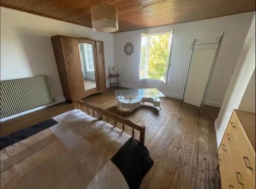 Le logis d Adrien in Castillon-la-Bataille