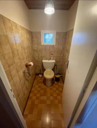 Bathroom, Le logis d Adrien in Saint-Etienne-de-Lisse