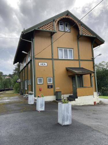 Hen stasjon Venteværelset in Honefoss