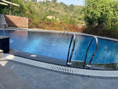 Home in the Hills, Resort & Restaurant photo 3