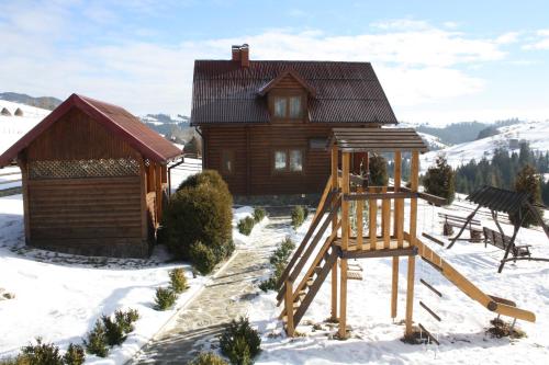 3 bedrooms, 6 beds