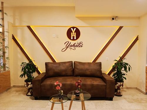 Koplietošanas atpūtas telpa ar TV, Hotel Yahalis in San Francisco Soyaniquilpan