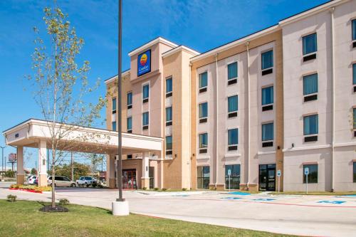 Comfort Inn & Suites San Marcos - Hotel