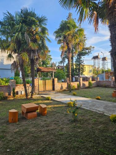 Guesthouse Las Palmas – khách sạn tại Ureki