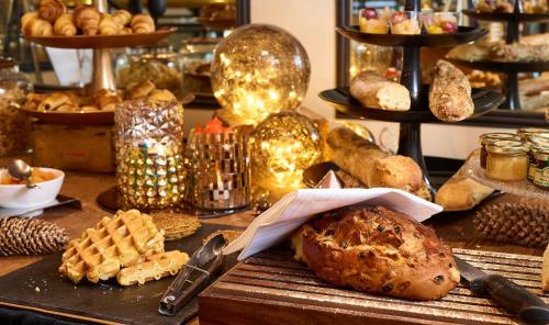 Hotel Carlton - image 4