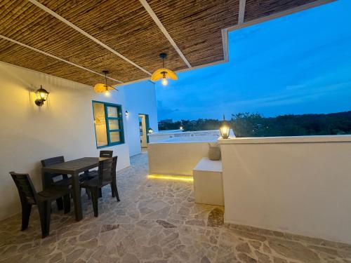 Santorini Colombiano con Jacuzzi Privado Escapada Perfecta in Doradal