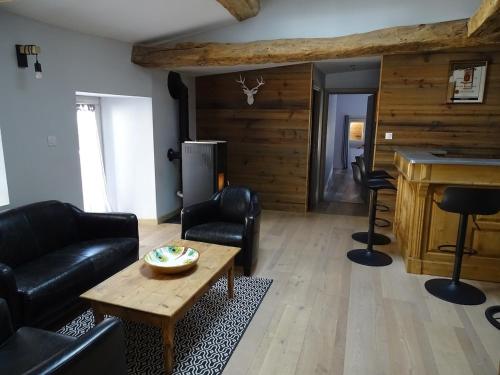 Large Family Home in Jujurieux