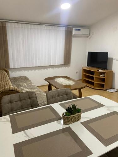 Rena Comfort Apartment