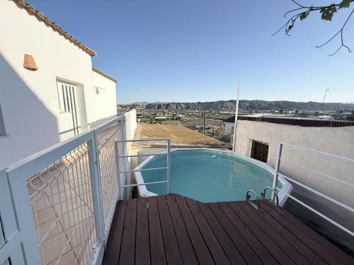 Peldbaseins, villa piscina y vistas espectaculares a la montana , gran terraza y aire acondicionado in Sueva Del Almanzora