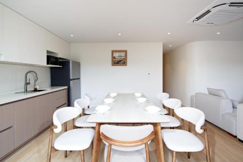 HAUS 42 - image 14