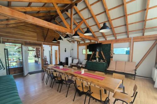 Létesítmények, Căsuțele H - Cabane A-Frame, Ciubăr, Cheile Doftanei (Casutele H - Cabane A-Frame, Ciubar, Cheile Doftanei) in Breaza