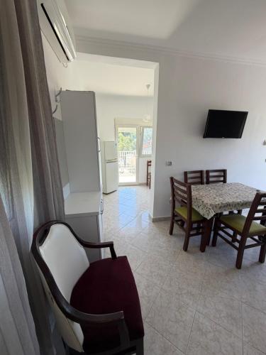 Lalëz Villa (Lalez Villa) in Fushë-Draçi