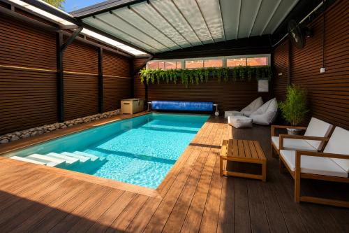 נוף ליער - Forest View Villa – khách sạn tại Safed