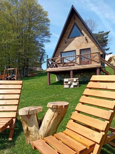 Koliba Luča Smrčevo Brdo (Koliba Luca Smrcevo Brdo) in Pošćenski Kraj