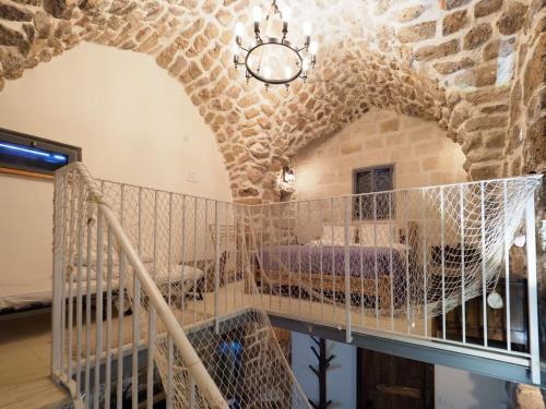 Historic Stone House in the Heart of Old Acre in عكا