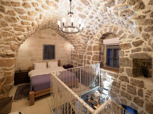 Historic Stone House in the Heart of Old Acre in عكا